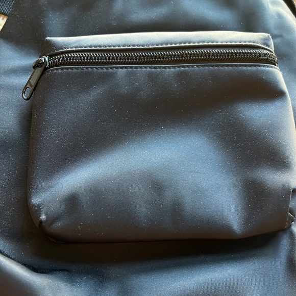 SOLD -  EUC Kate Spade backpack - Picture 4 of 13